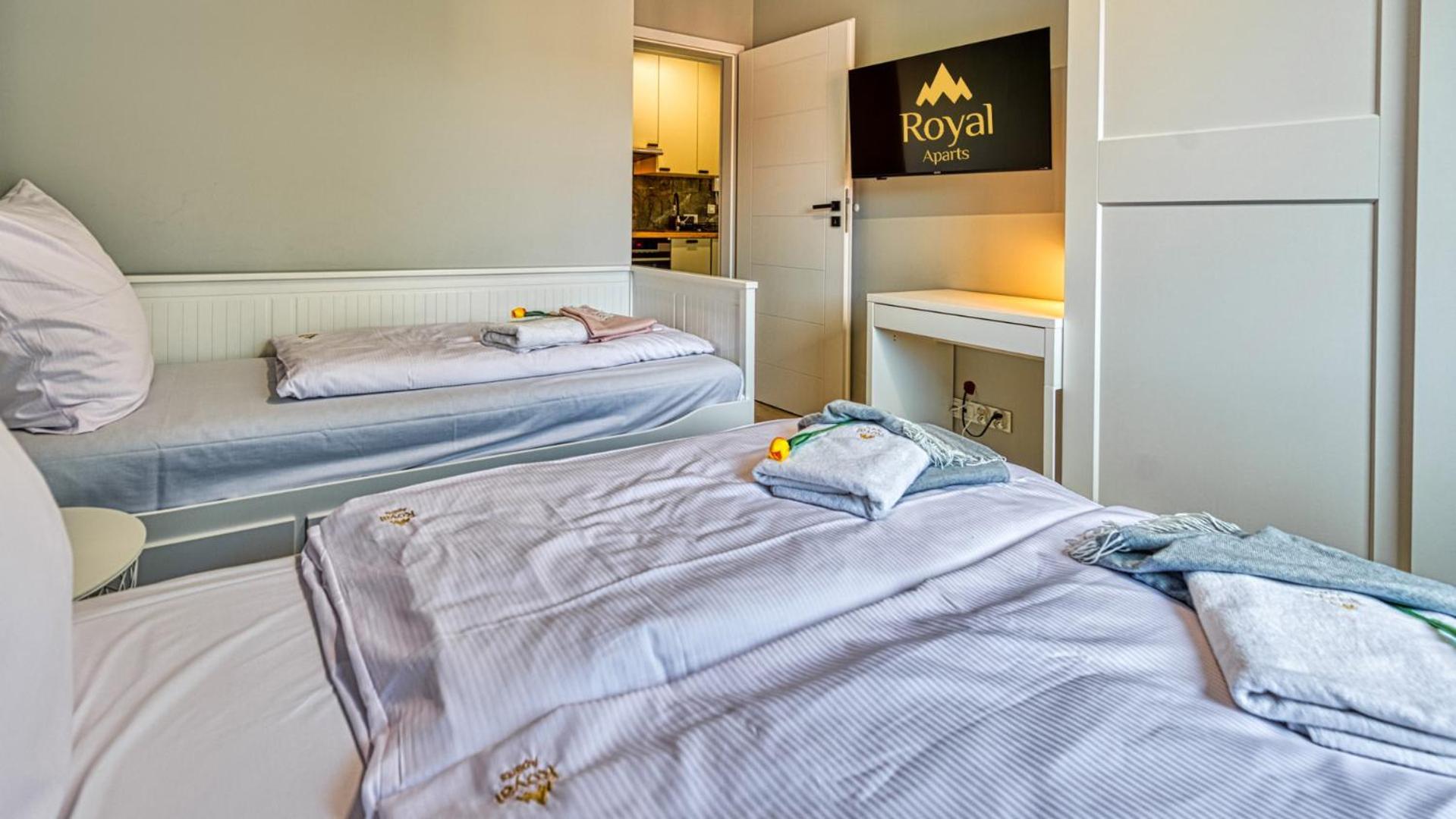 Apartamenty Z Basenem I Saunami Stone Hill Resort Vip Centrum By Royal Aparts Szklarska Poreba Dış mekan fotoğraf