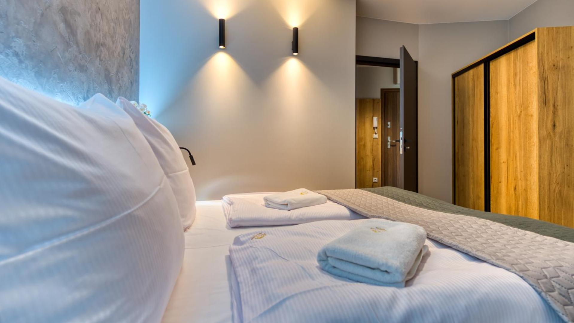 Apartamenty Z Basenem I Saunami Stone Hill Resort Vip Centrum By Royal Aparts Szklarska Poreba Dış mekan fotoğraf