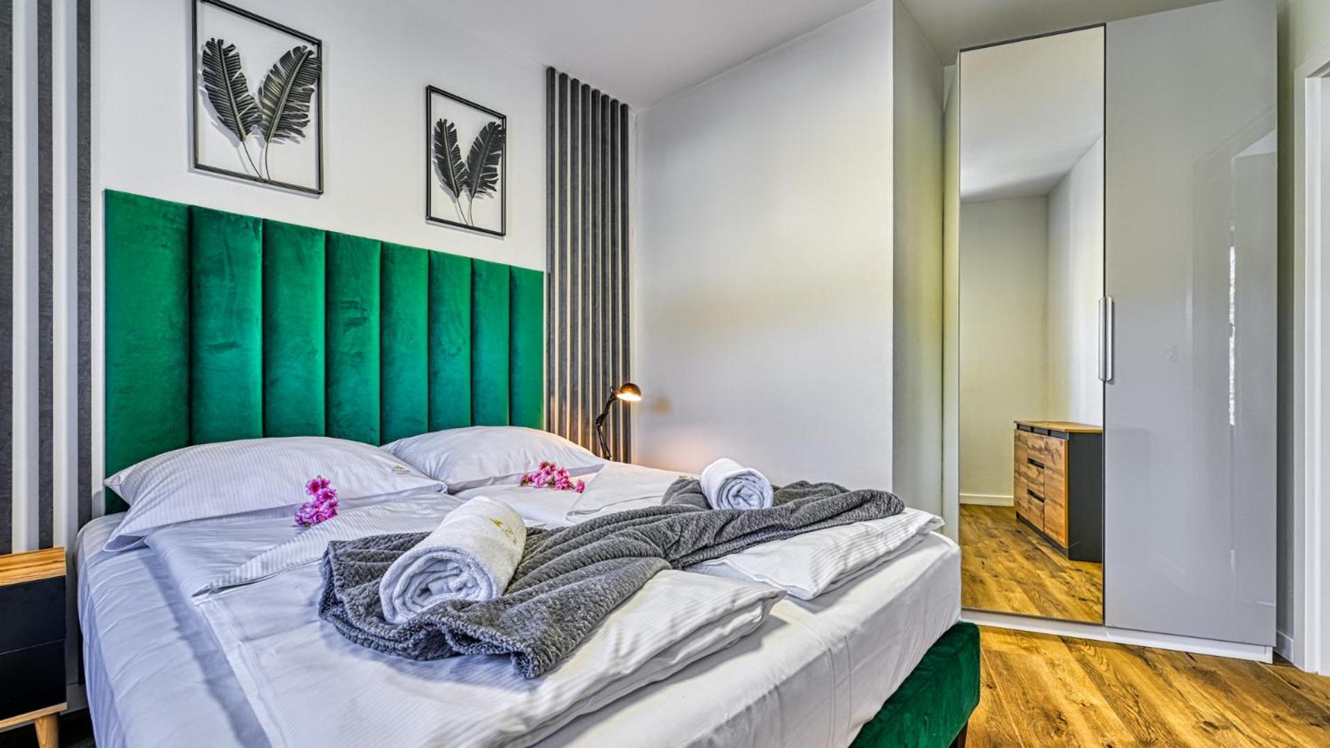 Apartamenty Z Basenem I Saunami Stone Hill Resort Vip Centrum By Royal Aparts Szklarska Poreba Dış mekan fotoğraf